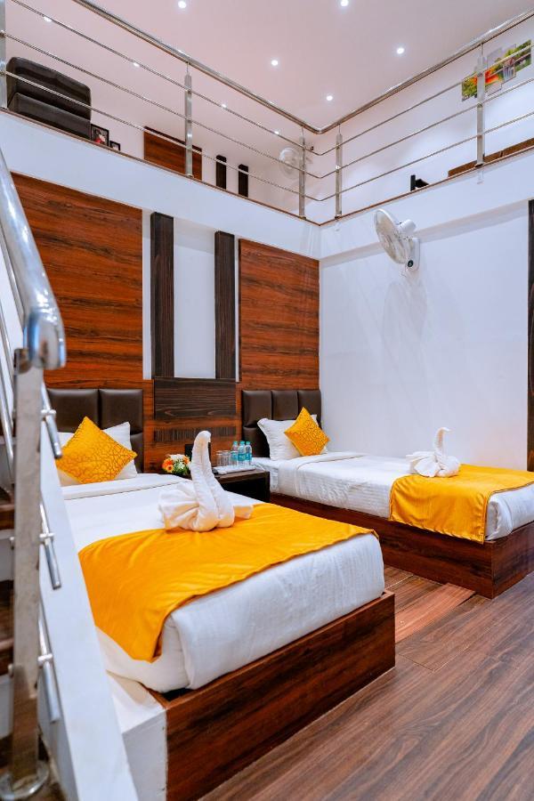 Calangute Castle Hotel Bardez Exterior photo